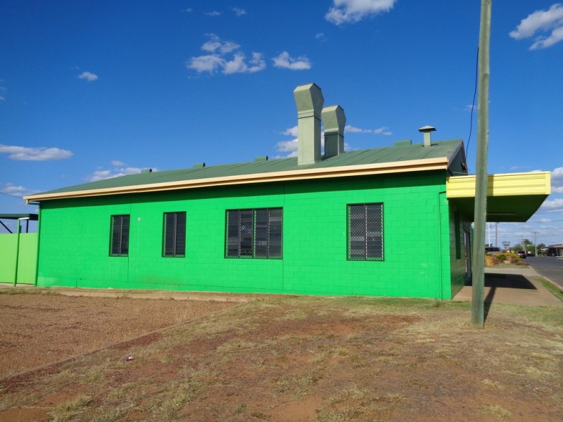 12 Wey Street, Blackwater QLD 4717