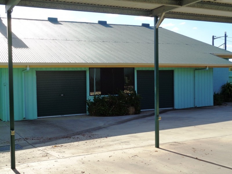 12 Wey Street, Blackwater QLD 4717
