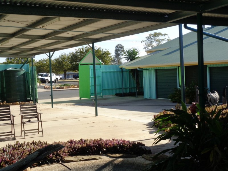 12 Wey Street, Blackwater QLD 4717