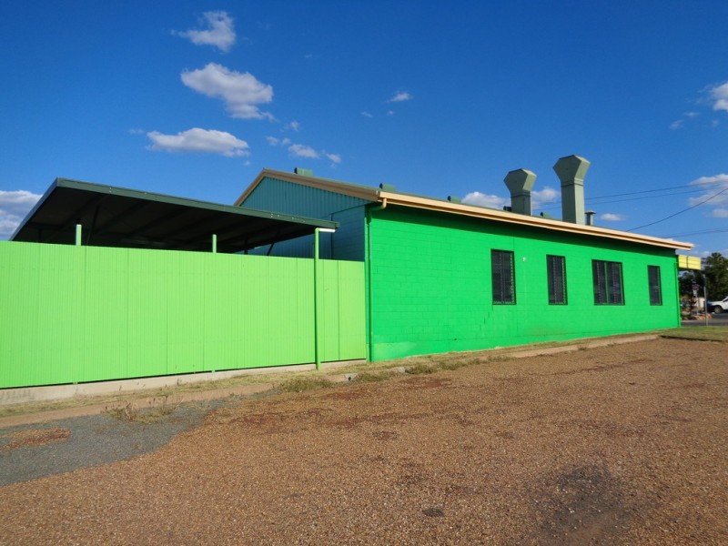 12 Wey Street, Blackwater QLD 4717