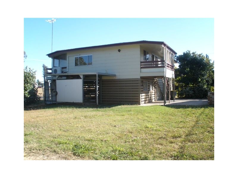 1 Comollatti Street, Blackwater QLD 4717