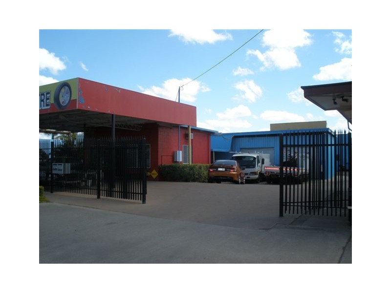 26, 28, 30, 34 Railway Street, Blackwater QLD 4717