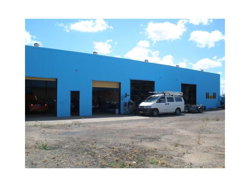 26, 28, 30, 34 Railway Street, Blackwater QLD 4717