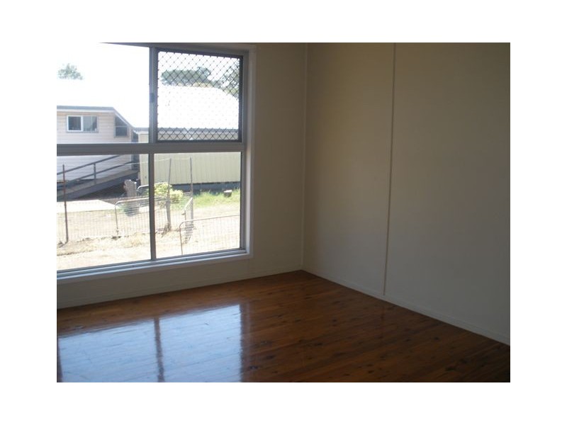 6 Sandalwood Street, Blackwater QLD 4717