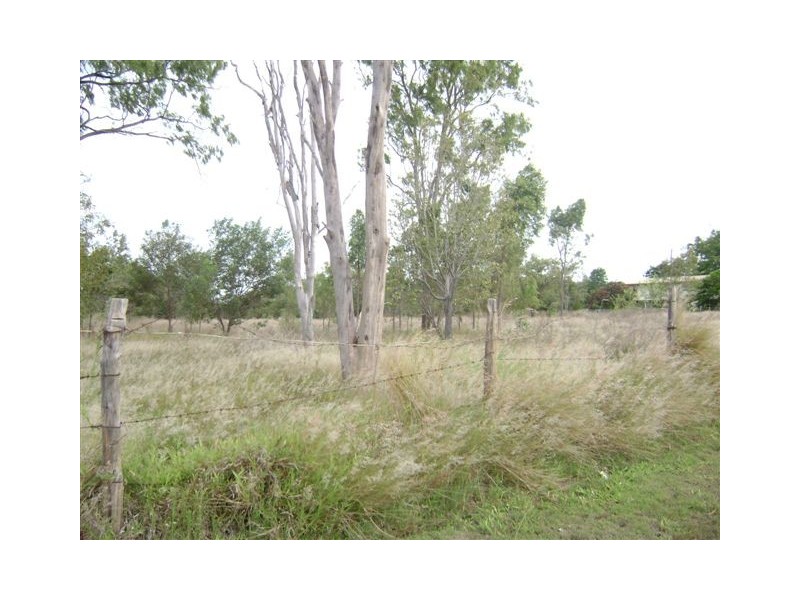 25 Alice Street, Duaringa QLD 4712