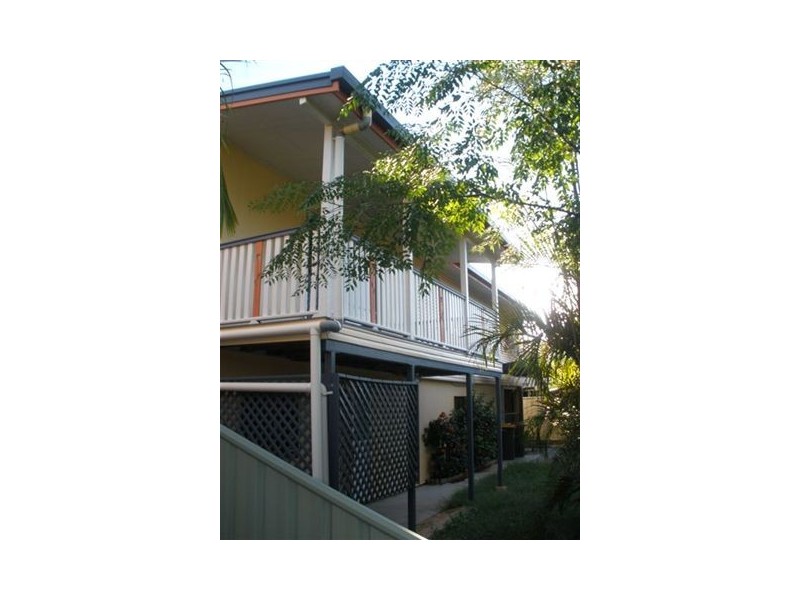 55 Stower Street, Blackwater QLD 4717