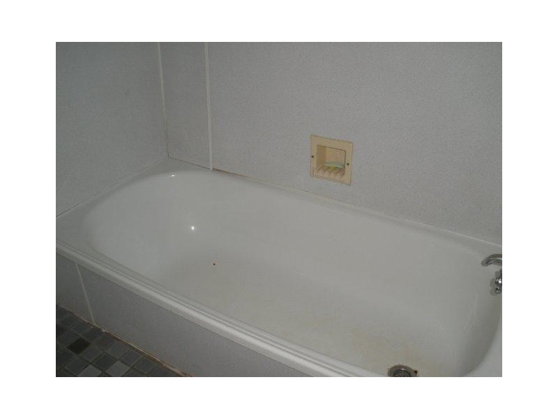 8 Cork Street, Blackwater QLD 4717