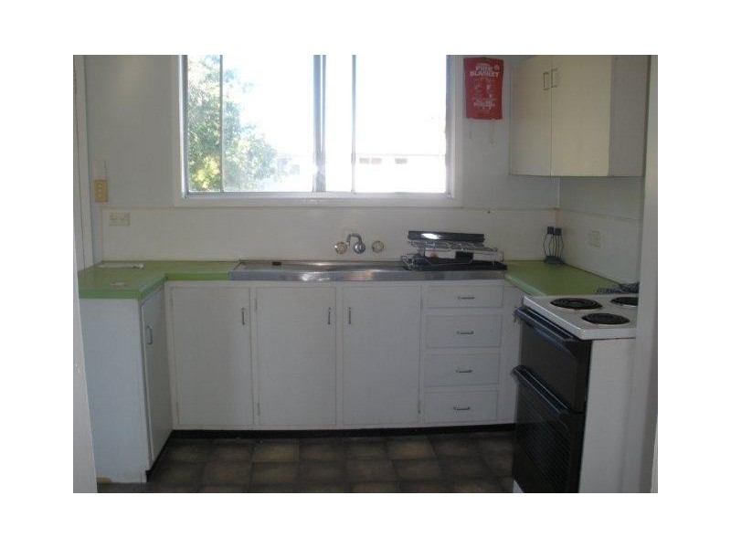 21 Gum Street, Blackwater QLD 4717