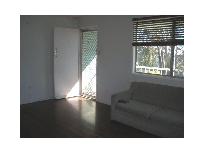 21 Gum Street, Blackwater QLD 4717