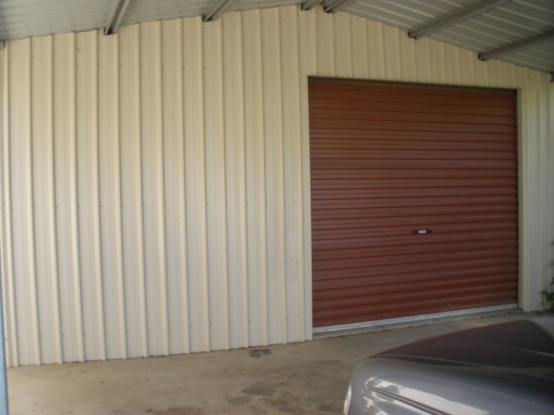 16 Long Street, Blackwater QLD 4717