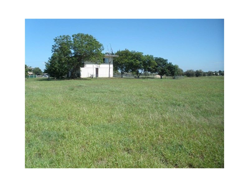 16 Kurrajong Street, Blackwater QLD 4717