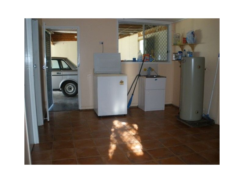 3 Scantlebury Street, Blackwater QLD 4717