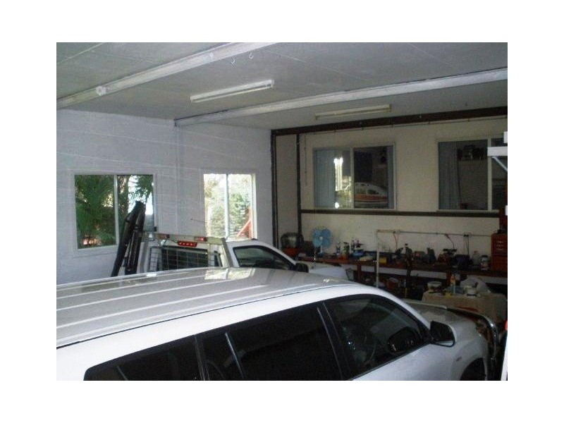 47 Taurus Street, Blackwater QLD 4717