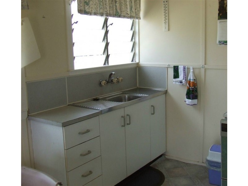 20 William Street, Duaringa QLD 4712