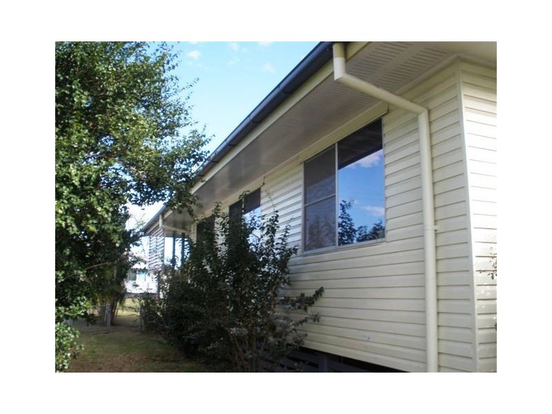 18 Boronia Street, Blackwater QLD 4717