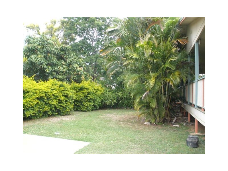 21 Bendee Cres, Blackwater QLD 4717