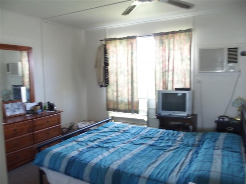 2 Myrtle Street, Blackwater QLD 4717