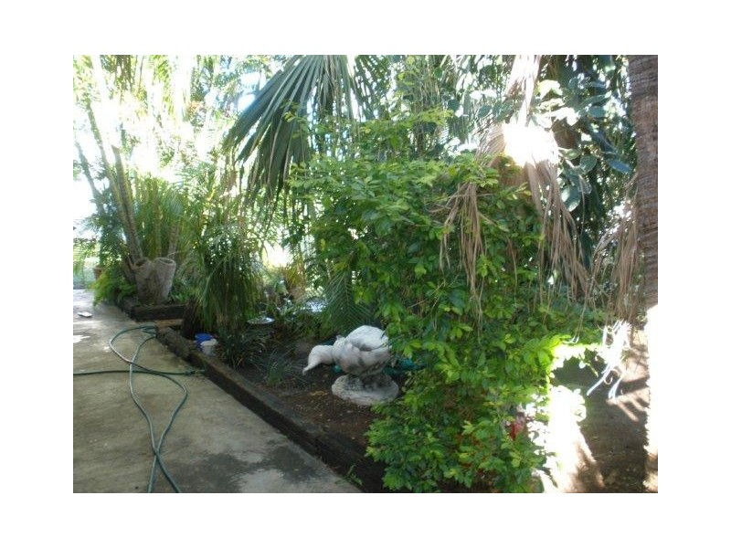 50 Stower Street, Blackwater QLD 4717