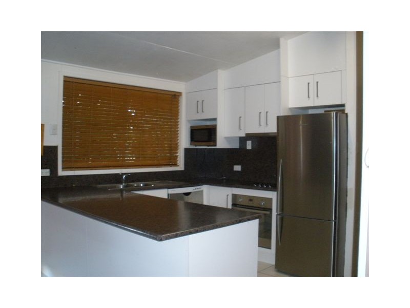 50 Stower Street, Blackwater QLD 4717