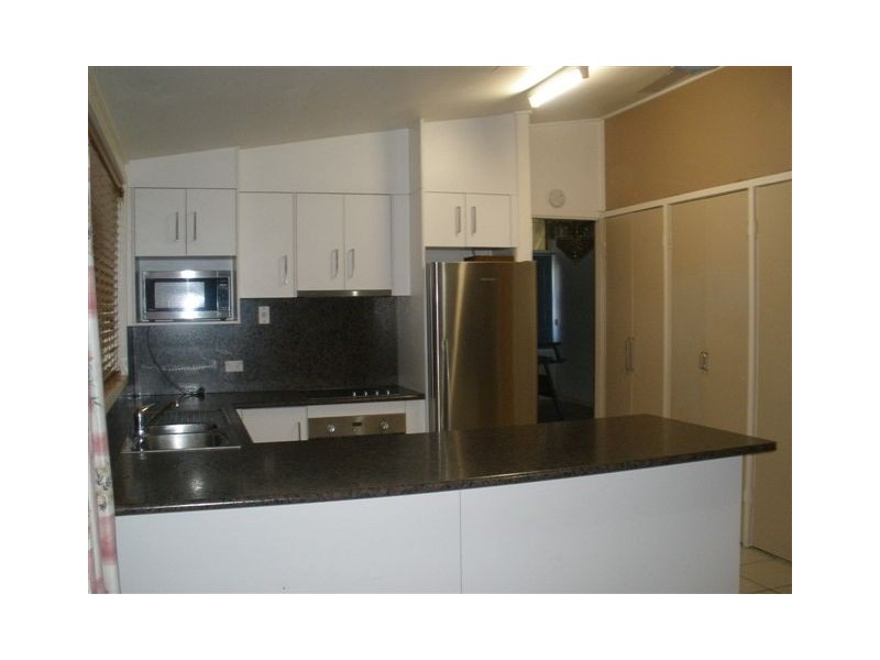 50 Stower Street, Blackwater QLD 4717