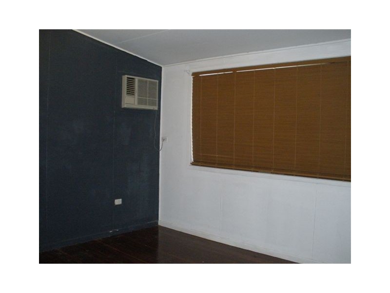 50 Stower Street, Blackwater QLD 4717