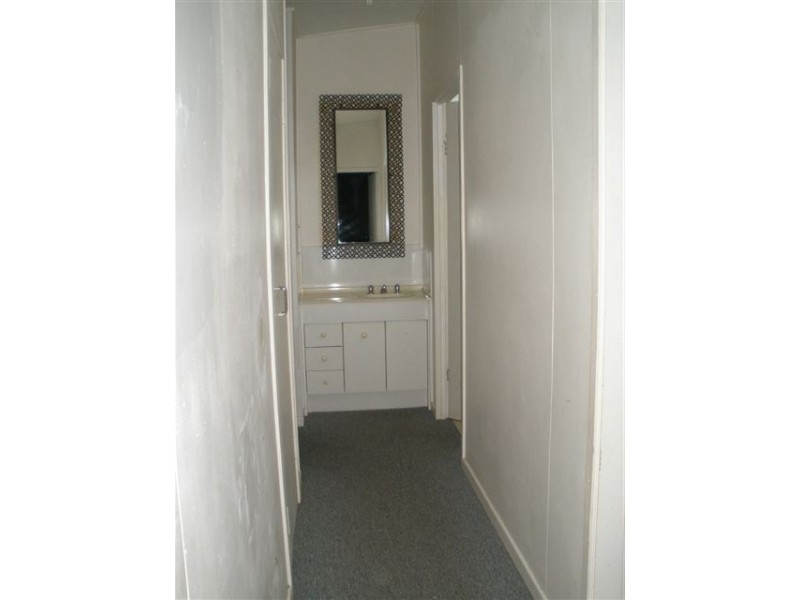 50 Stower Street, Blackwater QLD 4717