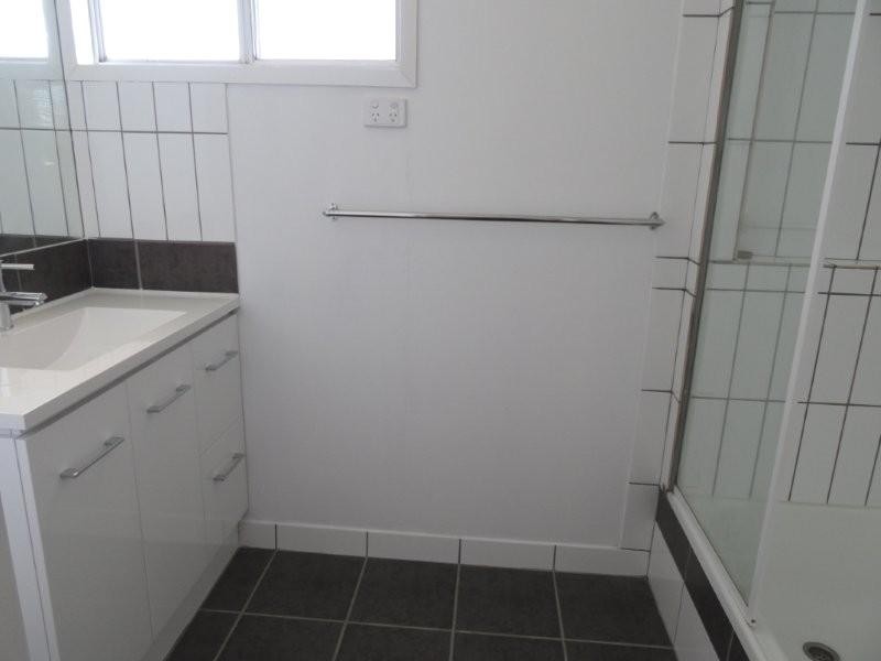 14 Bremner Street, Blackwater QLD 4717