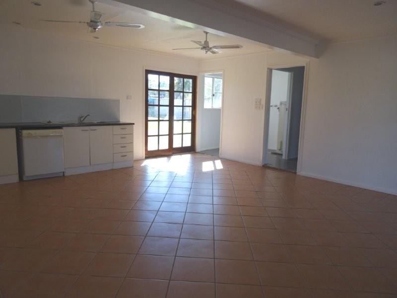 14 Bremner Street, Blackwater QLD 4717