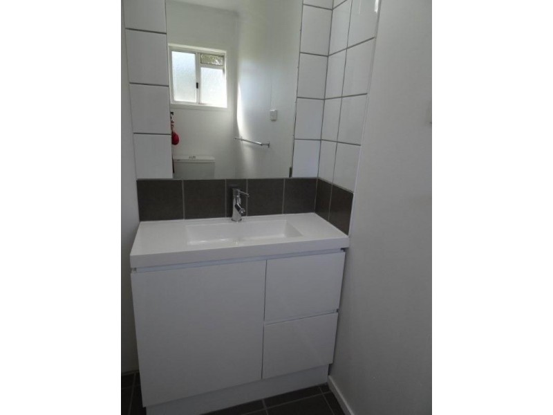 14 Bremner Street, Blackwater QLD 4717