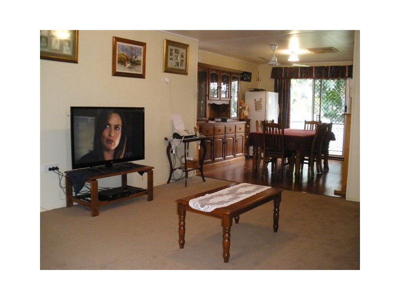 18 Lawless Street, Blackwater QLD 4717