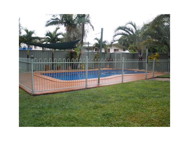 18 Lawless Street, Blackwater QLD 4717