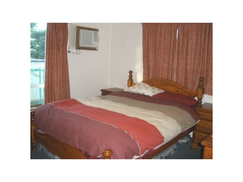 3 Long Street, Blackwater QLD 4717