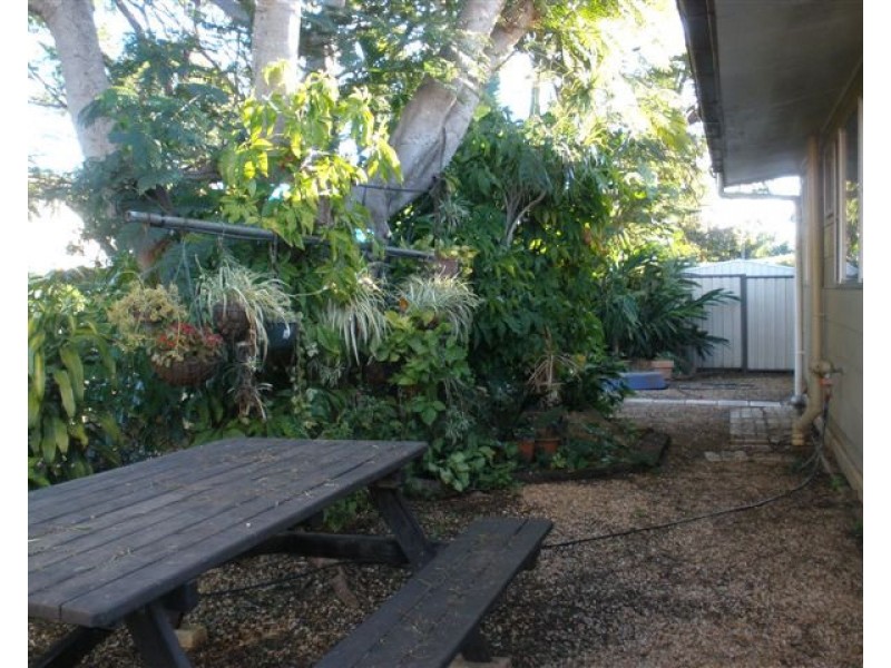 11 Conachan Street, Blackwater QLD 4717