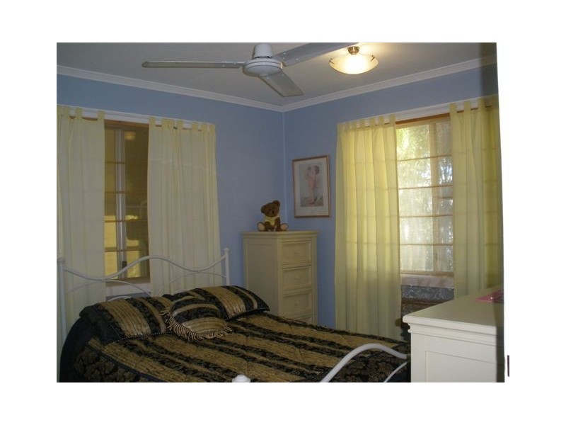 3 Casuarina, Blackwater QLD 4717