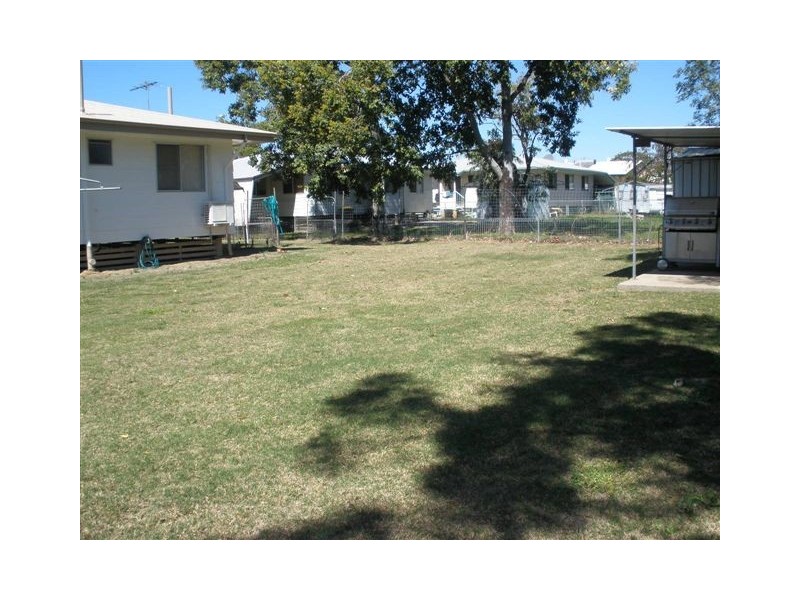 78 Arthur Street, Blackwater QLD 4717