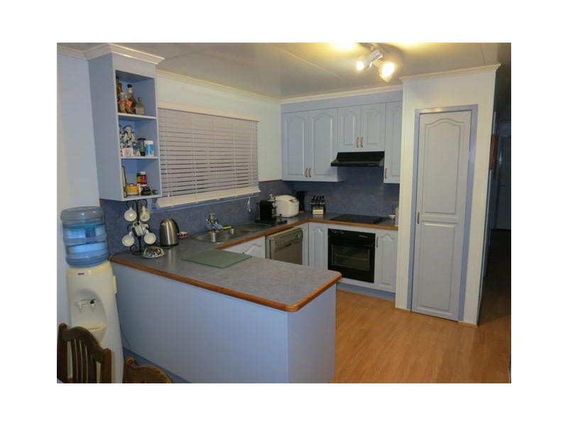 5 Cedar Street, Blackwater QLD 4717