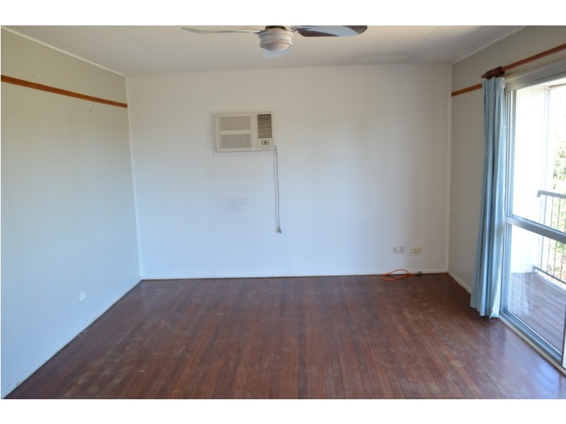 6 Monger Street, Blackwater QLD 4717