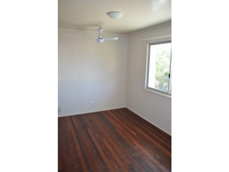 6 Monger Street, Blackwater QLD 4717