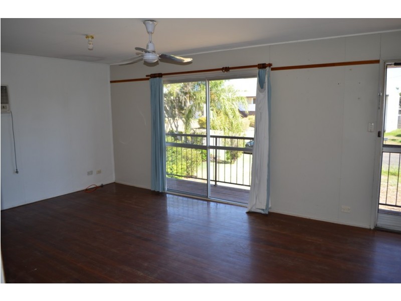 6 Monger Street, Blackwater QLD 4717