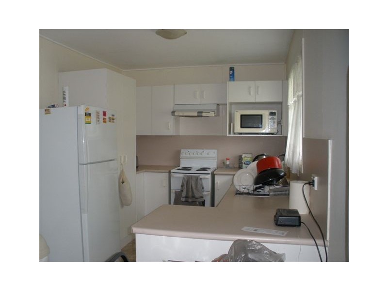 11 Monger Street, Blackwater QLD 4717