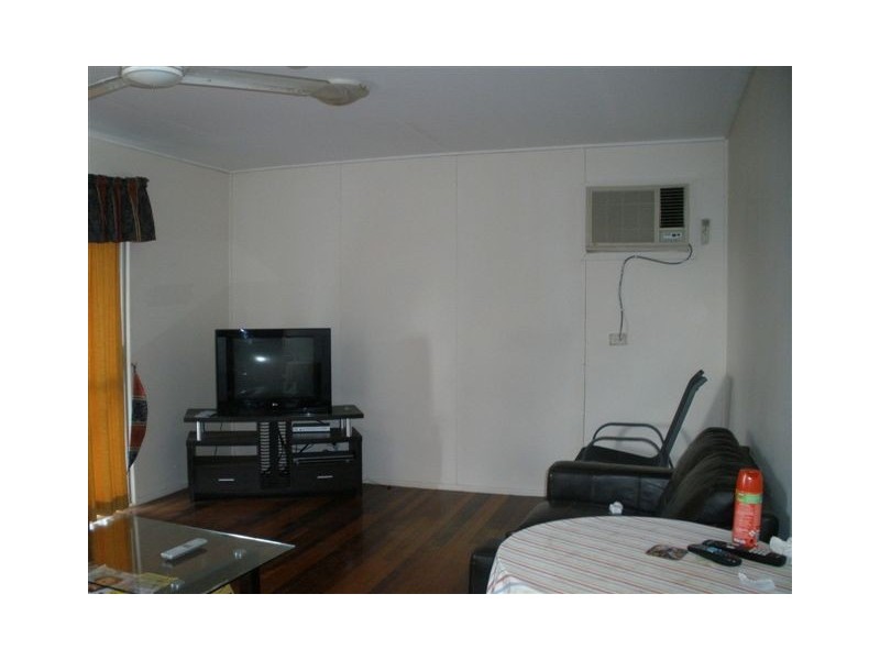 11 Monger Street, Blackwater QLD 4717