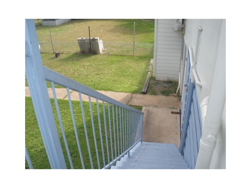 11 Monger Street, Blackwater QLD 4717