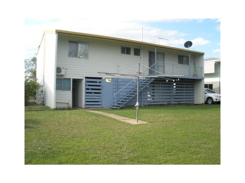 11 Monger Street, Blackwater QLD 4717