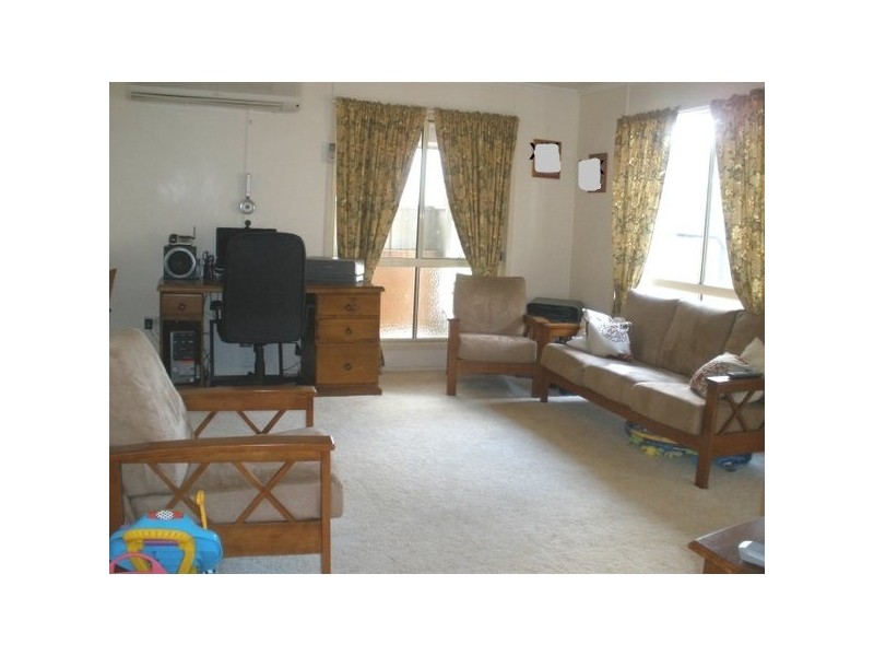 68 Littlefield Street, Blackwater QLD 4717