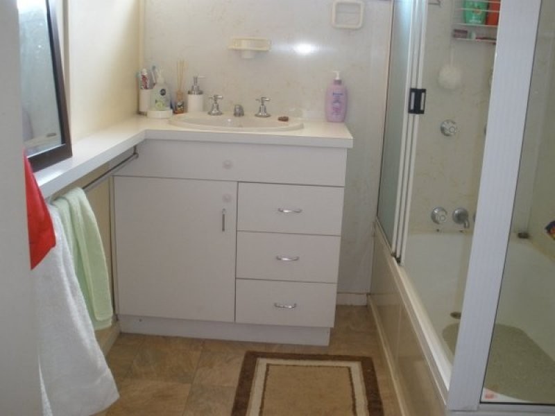 68 Littlefield Street, Blackwater QLD 4717