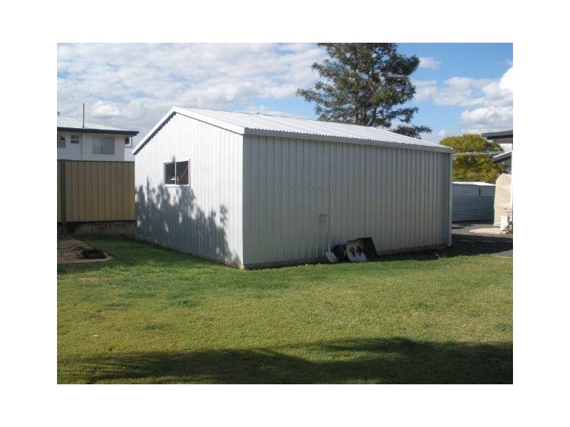 5 Casuarina Street, Blackwater QLD 4717