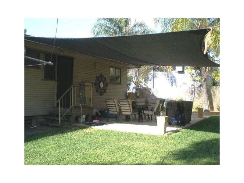 12 Seeman Street, Blackwater QLD 4717