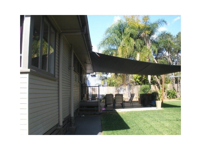 12 Seeman Street, Blackwater QLD 4717