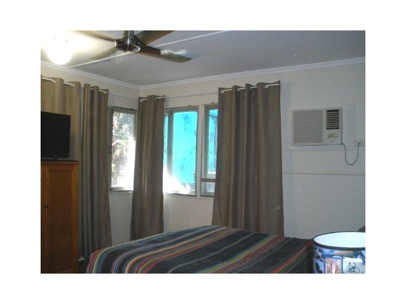 12 Seeman Street, Blackwater QLD 4717
