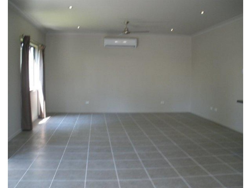 73 A and B Arthur Street, Blackwater QLD 4717